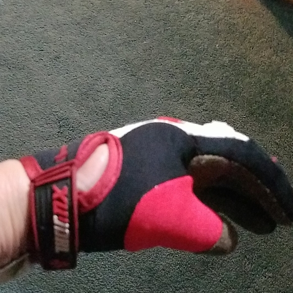 Youth Thor MX gloves - Picture 4 of 7